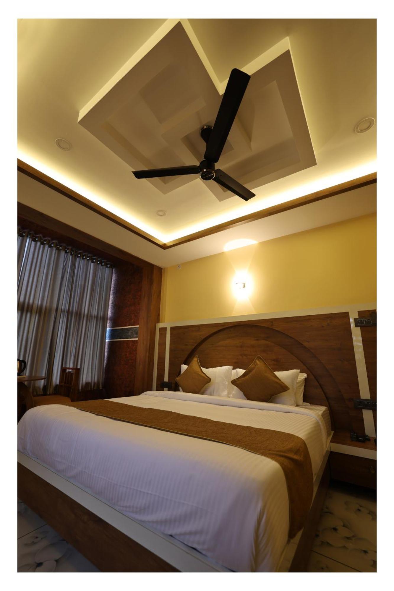 Hydel Palace Athirappilly By Bestinn Leisure Εξωτερικό φωτογραφία
