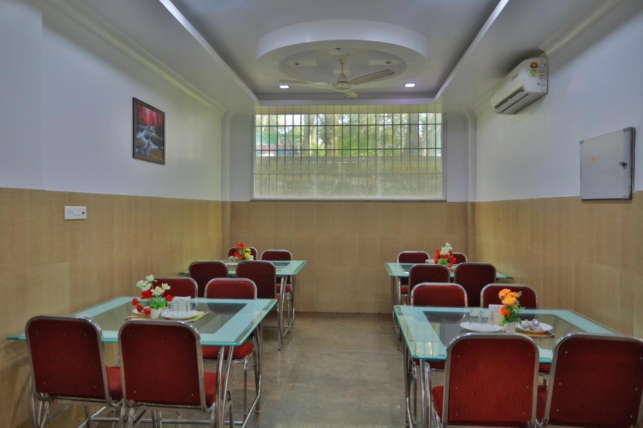 Hydel Palace Athirappilly By Bestinn Leisure Εξωτερικό φωτογραφία